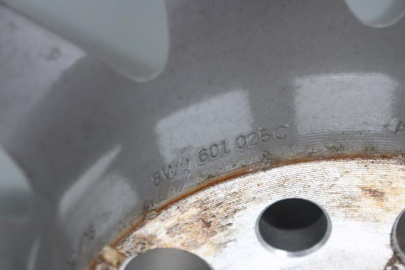 AUDI A4 A5 FELGI 17 cali OPONY KOŁA felga 8W0601025C 7.5J*17H2 ET38 8W opona 225/50/17 8W0601025C 8W0601025C 8W0601025 8W0601025