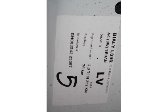 AUDI A4 SEDAN 8W B9 LS9R DRZWI LEWE PRZÓD + TYŁ STRONA LEWA przednie + tylne 2 sztuki 2Y2Y 8W0831051 8W5833051 8W0831051A białe
