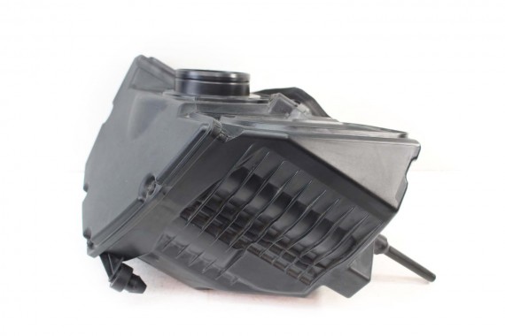 AUDI A4 A5 OBUDOWA FILTR POWIETRZA 8W0133837 8W0133835 8W0133843C 8W0 133 837 B9 F5 8W0133837AB 8W0133835AB 8W0133837 8W0133835