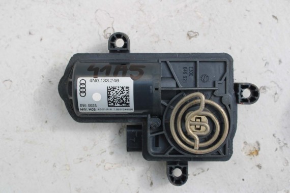 AUDI S4 S5 WYDECH TŁUMIK 8W0253611B 8W0253612B 3.0 TFSi benzyna 8W F5 b9 środkowy 8W0253611B 8W0253612B 4N0133246 8W0253411C