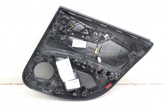 AUDI A4 8W BOCZEK BOCZKI DRZWI drzwiowe tapicerka SEDAN 8W 8W5 B9 skóra kolor czarny 8W1867103 8W1867104 8W0867303 8W0867304