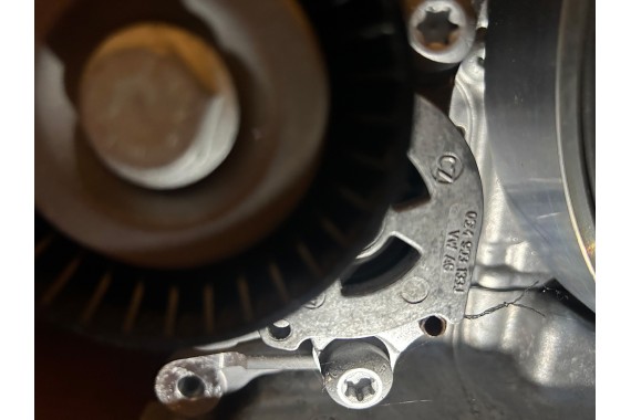 AUDI RS4 RS5 NAPINACZ PASKA KLINOWEGO 06M903133J 2.9 TFSi 06M 903 133 J NAPINACZE 06M903133J 06M903133J 06M903133J 06M903133J