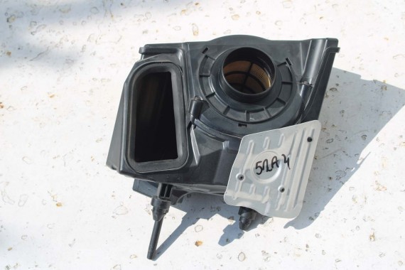 AUDI A4 A5 OBUDOWA FILTR POWIETRZA 8W0133837 8W0133835 8W0133843C 8W0 133 837 B9 F5 8W0133837AB 8W0133835AB 8W0133837 8W0133835