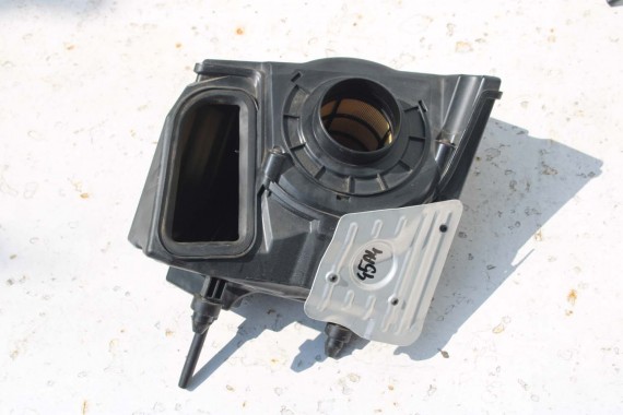 AUDI A4 A5 OBUDOWA FILTR POWIETRZA 8W0133837 8W0133835 8W0133843C 8W0 133 837 B9 F5 8W0133837AB 8W0133835AB 8W0133837 8W0133835