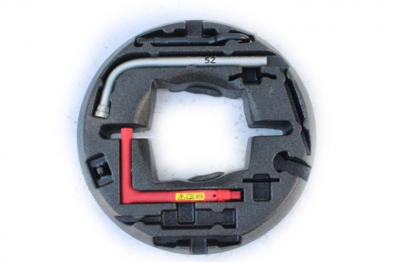 AUDI A4 A5 STYROPIAN PODŁOGA BAGAŻNIKA 8W0012109 tapicerka wykończenie 8W0 012 109 wnęka pianka wkład 8W0012109E 8W0012109F