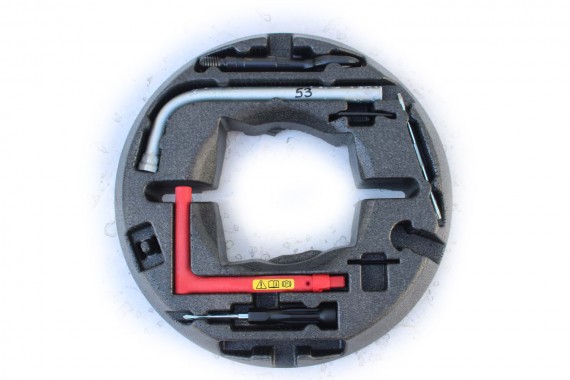 AUDI A4 A5 STYROPIAN PODŁOGA BAGAŻNIKA 8W0012109 tapicerka wykończenie 8W0 012 109 wnęka pianka wkład 8W0012109E 8W0012109F