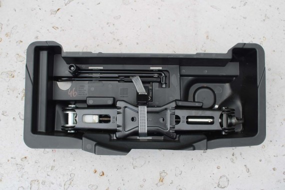 AUDI A4 A5 PODNOŚNIK LEWAREK TRAPEZOWY 8W0011031C 8W0011031B 8W0011031D 8W0011031 8W0 011 031 C 8W0011031 8W0011031 8W0011031C