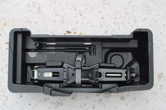 AUDI A4 A5 PODNOŚNIK LEWAREK TRAPEZOWY 8W0011031C 8W0011031B 8W0011031D 8W0011031 8W0 011 031 C 8W0011031 8W0011031 8W0011031C