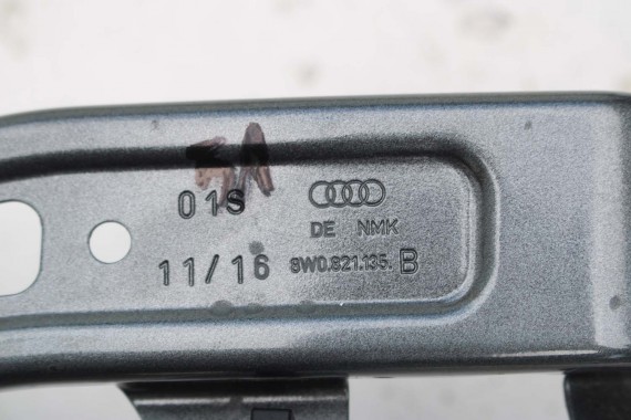 AUDI A4 8W ŚLIZG WSPORNIK BŁOTNIKA 8W0821135B 8W0821136B 8W0821184A 8W0821183A prowadnica mocowanie B9 8W0821135C 8W0821136C