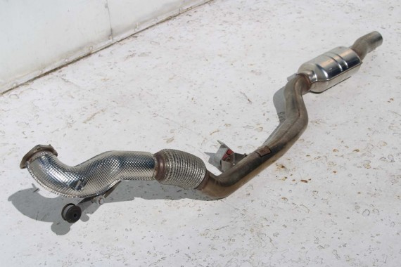 AUDI S4 S5 WYDECH TŁUMIK ŚRODKOWY 8W0253211C 3.0 TFSi benzyna 8W F5 b9 środkowy 8W0253211 8W0253211C 8W0253211C A5 8W0253300S
