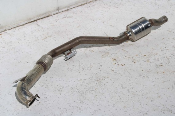 AUDI S4 S5 WYDECH TŁUMIK ŚRODKOWY 8W0253211C 3.0 TFSi benzyna 8W F5 b9 środkowy 8W0253211 8W0253211C 8W0253211C A5 8W0253300S