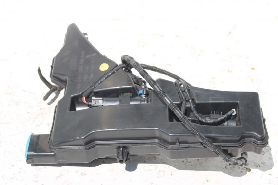 AUDI S5 ZBIORNIK SPRYSKIWACZY 8W6955451E 8W6955451E pojemnik płynu + pompka A5 8W F5 8W6955453B 8W6955451B 8W6955453E 8W6955453D