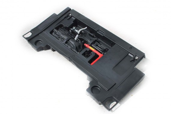 AUDI A4 A5 S5 SCHOWEK BAGAŻNIKA 8W8863373 8W8 863 373 8W B9 F5 SCHOWKI PODŁOGA WYPEŁNIENIE 8W8863373 tył 8W8863373 8W8863373