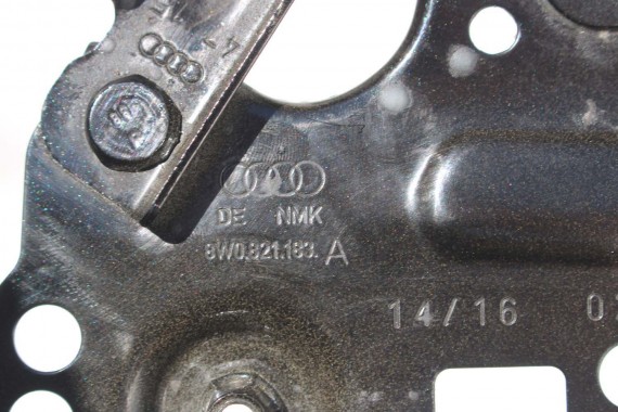 AUDI A4 8W ŚLIZG WSPORNIK BŁOTNIKA 8W0821135B 8W0821136B 8W0821184A 8W0821183A prowadnica mocowanie B9 8W0821135C 8W0821136C