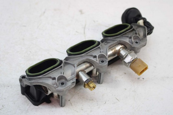 AUDI VW KOLEKTOR SSĄCY 06E133109AF 06E133109AL 06E133109AB 06E133109AP 06E133109AR 06E133109AS 3.0 TFSi 06E130089D 06E130090D