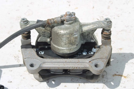 AUDI Q3 83A TARCZA HAMULCOWA 5Q0615301F 8V0615123 8V0698151 8V0615123 8V0615124 8V0615125 8V0615126 zacisk 5Q0615301F VW
