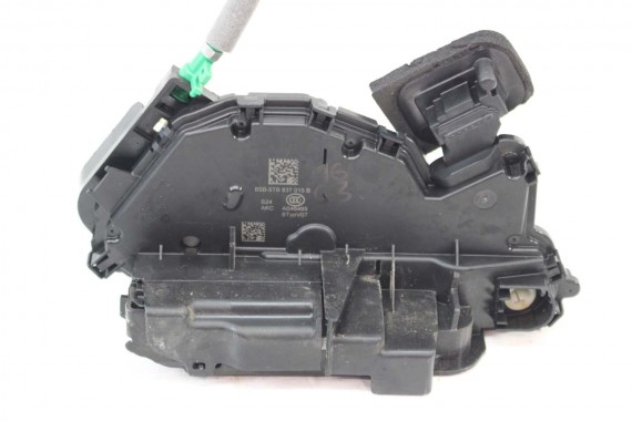 VW AUDI ZAMEK DRZWI...