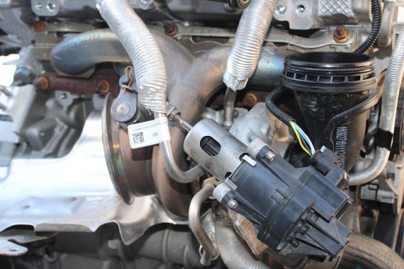 BMW TURBINA 7617527 SILNIK 2.0 benzyna B48A20A 1 2 X1 X2 F40 F45 F46 F48 F39 TURBOSPRĘŻARKA 7617527 11657617527  8626636 7617527
