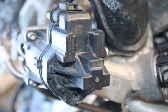 BMW TURBINA 7617527 SILNIK 2.0 benzyna B48A20A 1 2 X1 X2 F40 F45 F46 F48 F39 TURBOSPRĘŻARKA 7617527 11657617527  8626636 7617527