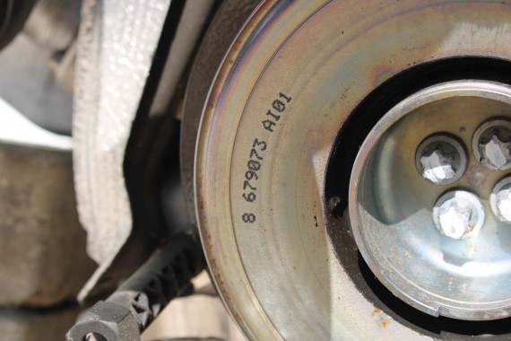 BMW 5 G30 KOŁO PASOWE 8679073 2.0 b B48B20B benzyna 11238679073 wału korbowego 8593226 7620548 11237620548 11238593226 8679073