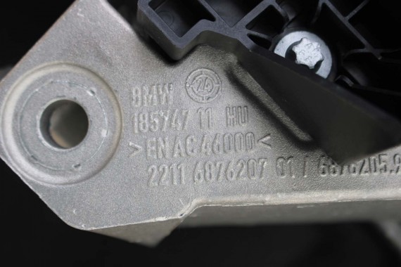 BMW X4 G02 ŁAPA SILNIKA 6876207 SILNIK B48B20A B47D20 2.0b 22116876207 6876205 22116876207 6876205 6876207 6876205 22116876207