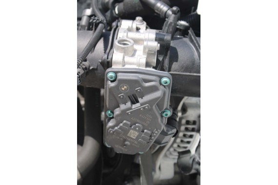 BMW 5 G30 PRZEPUSTNICA 8623324 SILNIK 2.0 T B48B20A B48 B20A benzyna B48 B20 2.0T 13548623324 8623324 8623324 8623324 8623324