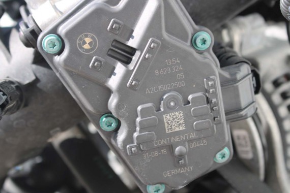 BMW 5 G30 PRZEPUSTNICA 8623324 SILNIK 2.0 T B48B20A B48 B20A benzyna B48 B20 2.0T 13548623324 8623324 8623324 8623324 8623324