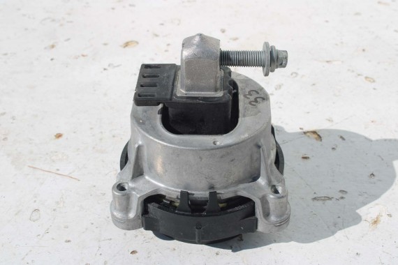 BMW X6 G06 PODUSZKA SILNIKA ŁAPA 8838908 9429393 SILNIK B46B20S benzyna 8838908 22118838908 9429393 6860495 22116860495  L+P