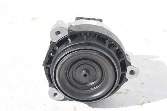 BMW X6 G06 PODUSZKA SILNIKA ŁAPA 8838908 9429393 SILNIK B46B20S benzyna 8838908 22118838908 9429393 6860495 22116860495  L+P