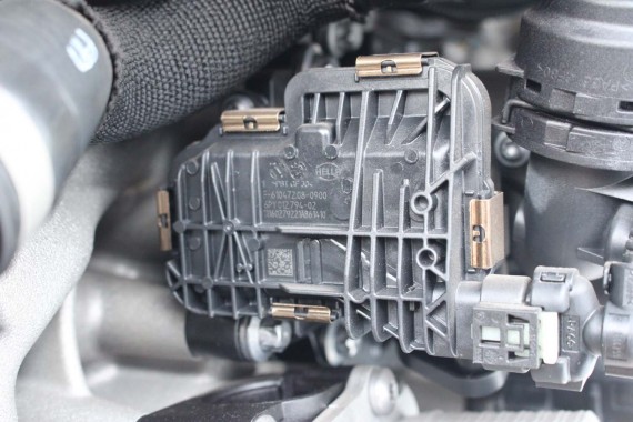 BMW TERMOSTAT POMA WODY SILNIKA 9896577 SILNIK B48A20P B48 A20P B48N benzyna 2.0b 9896577 11539896577 9896577 9896577 9896577