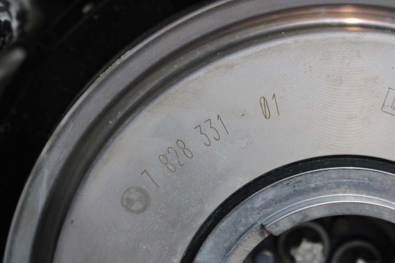 BMW X5 X6 X7 KOŁO PASOWE 7828331 11237828331 SILNIK 3.0 d B57D30B B57 7828331 11237828331 7828331 11237828331 7828331 7828331