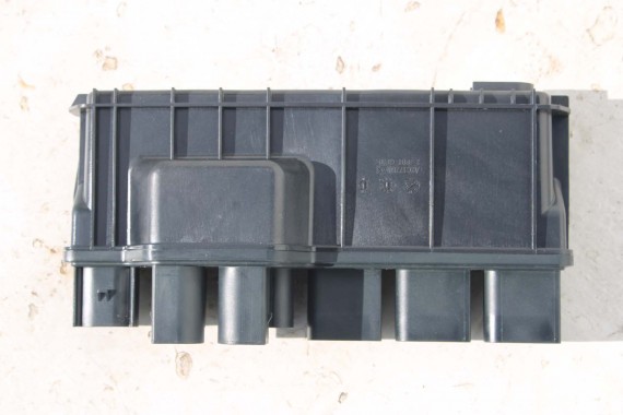 BMW X5 X6 X7 OBUDOWA 8490527 silnik diesel moduł zasilania napięcia skrzynka BSI 8490527 sterownik 8490527 12638490527 8490527
