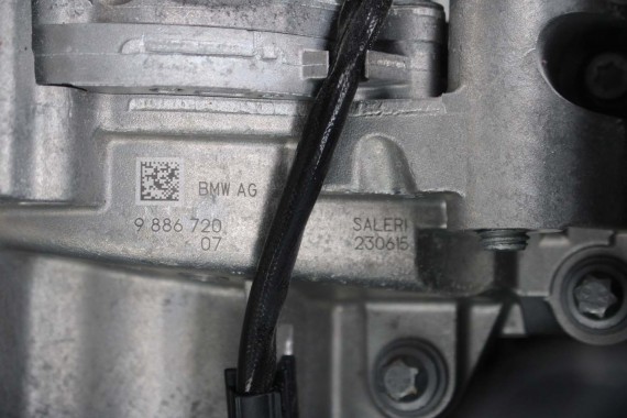 BMW 7 8 X5 X6 X7 POMPA WODY 9886720 SILNIK 3.0 B57 D30B G12 G15 G05 G06 G07 pompa wody  9886720 11519886720 9886720 11519886720