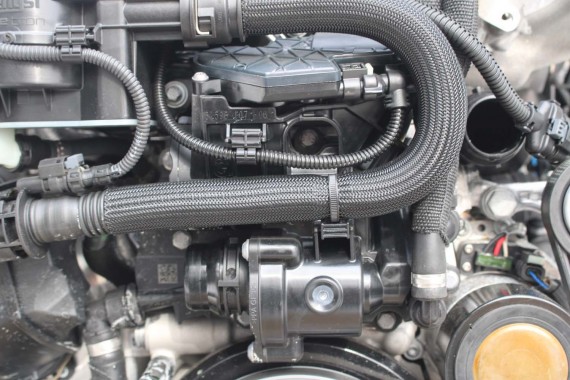 BMW 7 8 X5 X6 X7 TERMOSTAT 8596107 SILNIK 3.0 B57 D30B G12 G15 G05 G06 G07 pompa wody 11538596107 8596107 11538596107 8596107