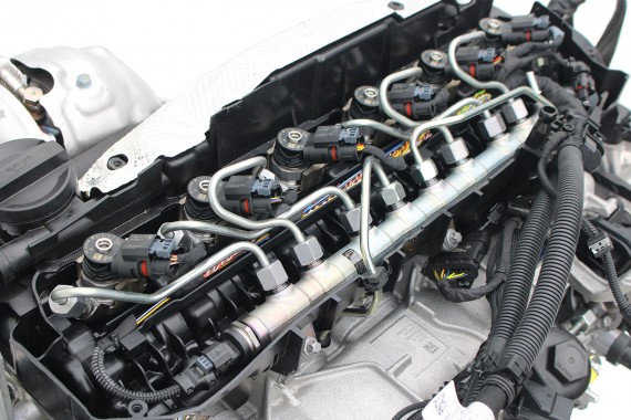 BMW X5 X6 X7 UKŁAD PALIWOWY 9886370 3.0 D WTRYSKI 11539886370 + LISTWA 8599216 + pompa 9886374 silnik diesel 9886372 9886372
