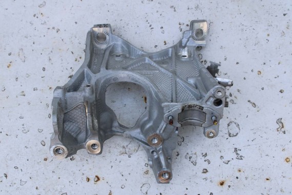 AUDI S4 S5 ŁAPA PODPORA 8W0399295E 8W0399296E SANEK TRAWERSY SKRZYNI BIEGÓW wzmocnienie poprzeczne L + P 8W0399295D 8W0399296D