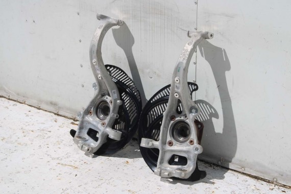 AUDI S4 S5 ZWROTNICA PRZÓD 8W0407241F 8W0407242F ZAWIESZENIA przednia przednie 8W0407559 8W0407560 8W0407253F 8W0407254F B9 F5
