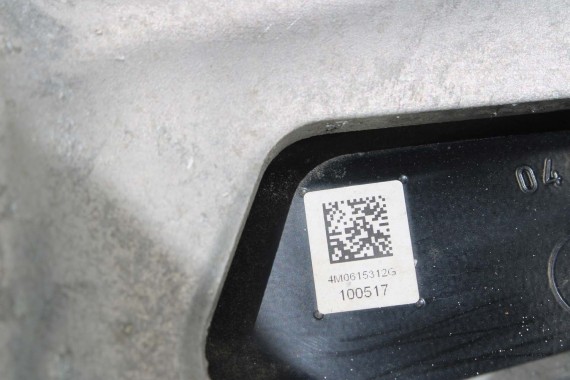 AUDI S4 S5 ZWROTNICA PRZÓD 8W0407241F 8W0407242F ZAWIESZENIA przednia przednie 8W0407559 8W0407560 8W0407253F 8W0407254F B9 F5