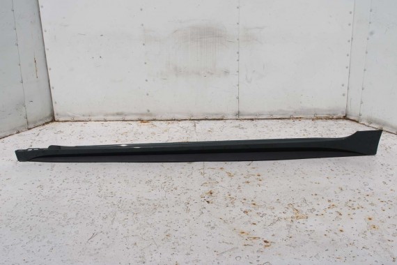 AUDI A5 S5 SPORTBACK F5 LISTWA PROGOWA 8W8853859A 8W8853860A 8W zewnętrzna 8W8853859A 8W8853860A 8W8853855A 8W8853856A 8W8853859