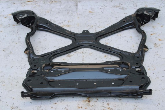 AUDI A4 A5 SANKI TRAWERSA 8W1399347E PRZÓD BELKA ZAWIESZENIA przednia przednie podpora 8W1399347F 8W B9 F5 8W1399347D 8W1399347G