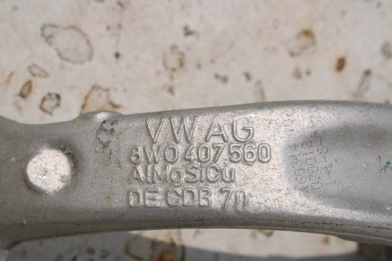 AUDI A4 A5 ZWROTNICA PRZÓD 8W0407241F 8W0407242F ZAWIESZENIA przednia przednie 8W0407559 8W0407560 8W0407253F 8W0407254F S4 S5
