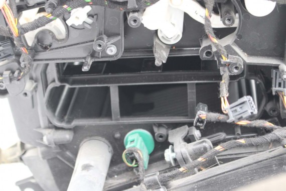AUDI A8 NAGRZEWNICA KLIMATYZACJI KLIMY 4H1820005J producent Denso 4H1 820 005 J 4H 4H1820005J 4H1820005J 4H1820005J 4H1820005J