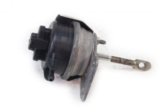 AUDI A4 A5 A6 Q5 NASTAWNIK 04L198716E TURBINY STEROWNIIK ZAWÓR SILNIK NASTAWCZY TURBOSPRĘŻARKI 2.0 TDi KKK 04L198716J 04L198716