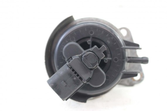 AUDI A4 A5 A6 Q5 NASTAWNIK 04L198716E TURBINY STEROWNIIK ZAWÓR SILNIK NASTAWCZY TURBOSPRĘŻARKI 2.0 TDi KKK 04L198716J 04L198716