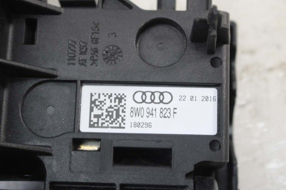 AUDI A4 A5 SKRZYNKA BEZPIECZNIKÓW 8W0941823F OBUDOWA 8W0 941 823 F ROZDZIELACZ PRADAWY PRĄDU 8W 8W0941823 8W0941823F 8W0941823F