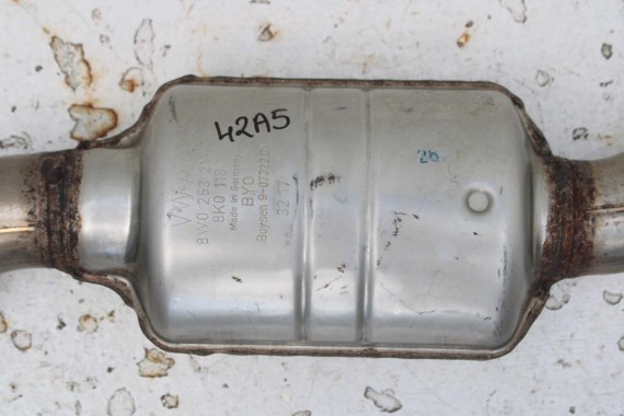 AUDI S4 S5 WYDECH TŁUMIK ŚRODKOWY 8W0253211C 3.0 TFSi benzyna 8W F5 b9 środkowy 8W0253211 8W0253211C 8W0253211C A5 8W0253300S
