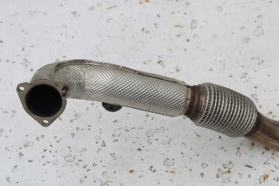 AUDI S4 S5 WYDECH TŁUMIK ŚRODKOWY 8W0253211C 3.0 TFSi benzyna 8W F5 b9 środkowy 8W0253211 8W0253211C 8W0253211C A5 8W0253300S