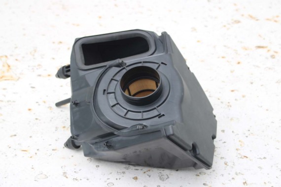 AUDI S4 S5 OBUDOWA FILTR POWIETRZA 8W0133835AA 8W0133837AA 8W0133843 8W0 133 837 B9 F5 8W0133837AA 8W0133835AA 8W0133835AA A4 A5