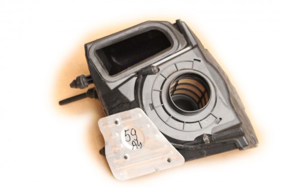 AUDI A4 A5 OBUDOWA FILTR POWIETRZA 8W0133837 8W0133835 8W0133843C 8W0 133 837 B9 F5 8W0133837AB 8W0133835AB 8W0133837 8W0133835
