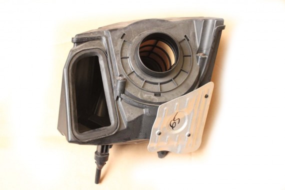 AUDI A4 A5 OBUDOWA FILTR POWIETRZA 8W0133837 8W0133835 8W0133843C 8W0 133 837 B9 F5 8W0133837AB 8W0133835AB 8W0133837 8W0133835